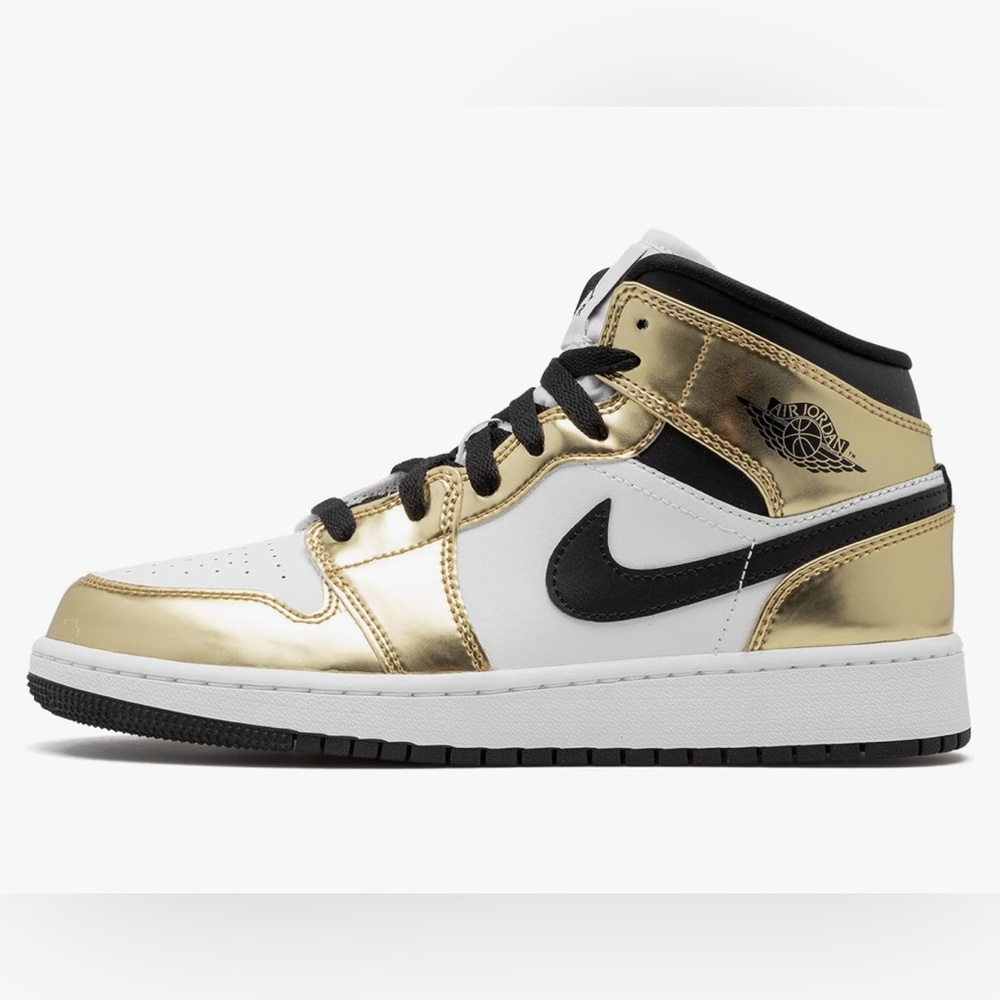 COPY - Nike Air Jordan 1 mid metallic gold - Women’s  7
